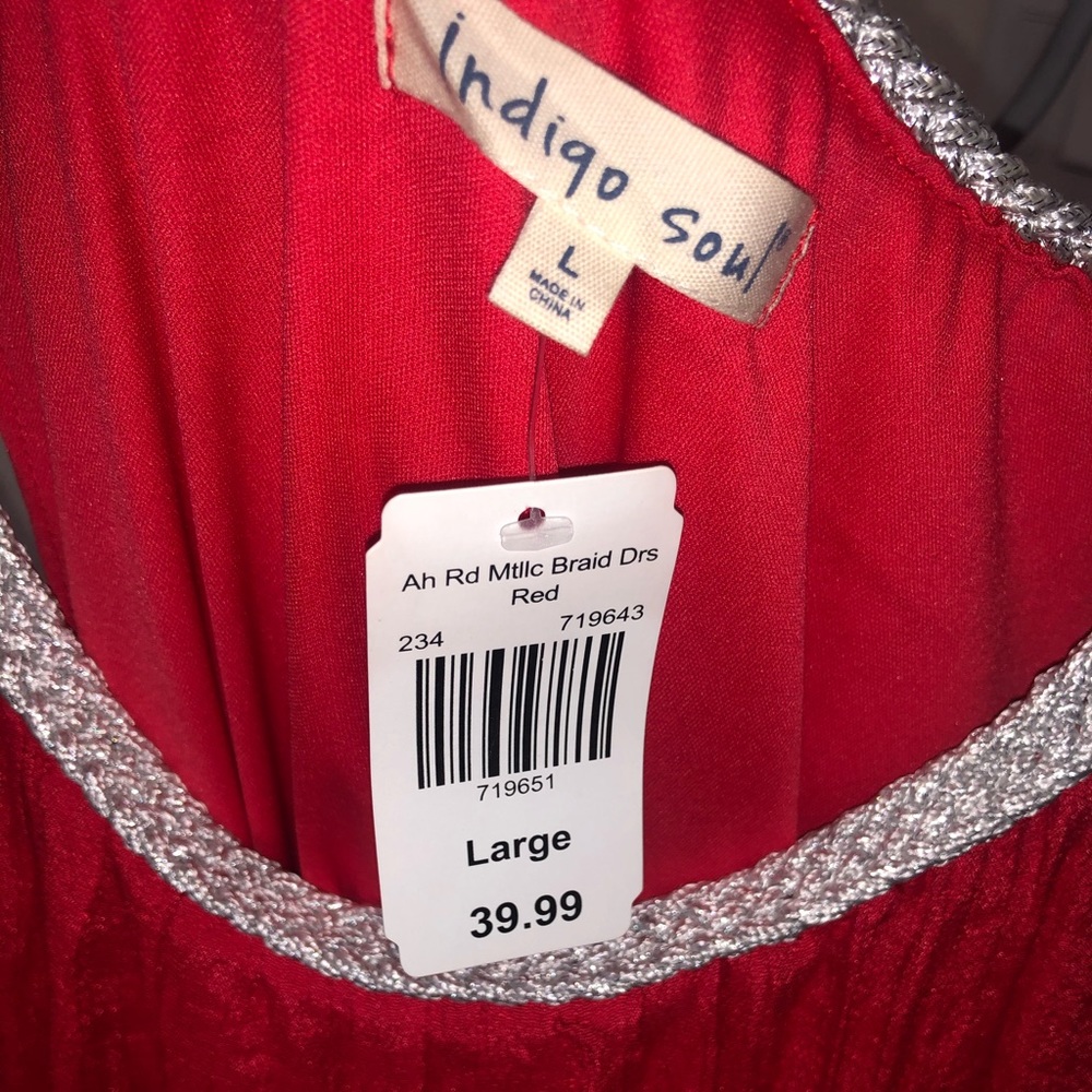 Dress - Picture 9 of 12